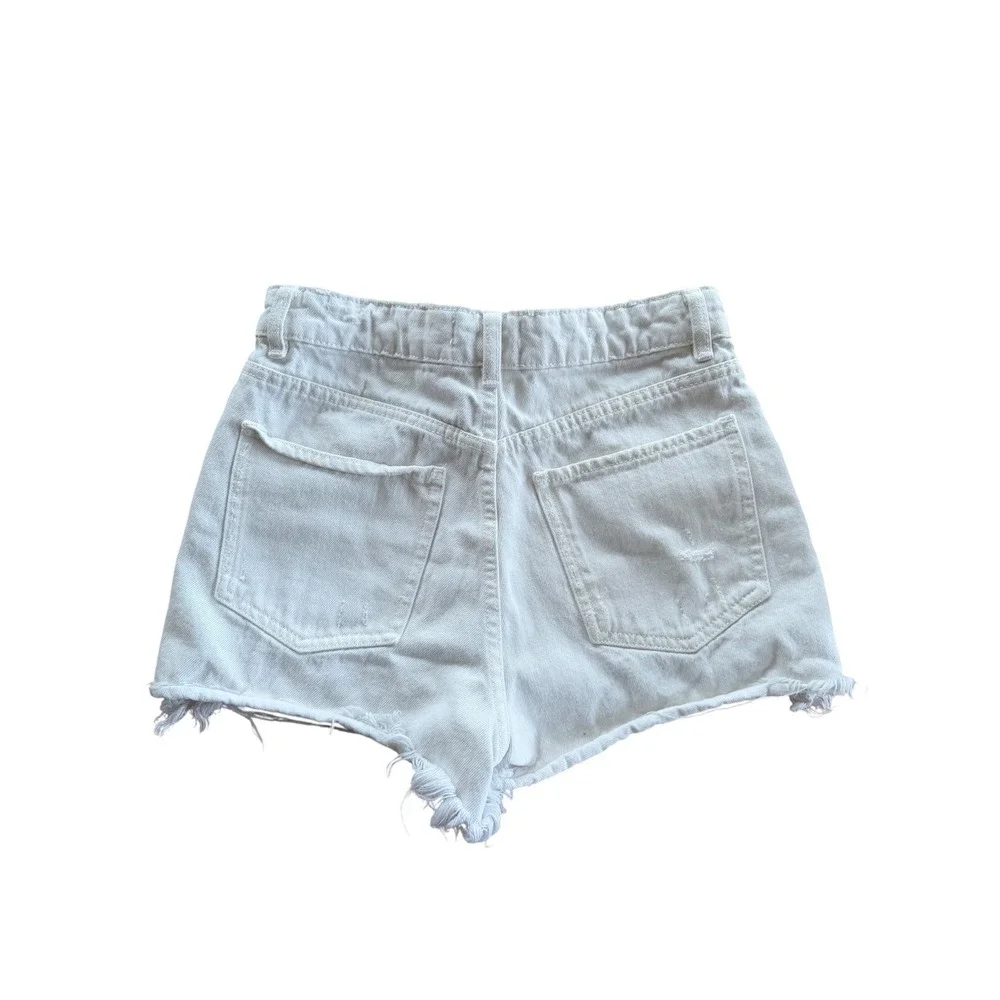 Zara White High Waisted Distressed Denim Shorts Button Fly Size‎ 4